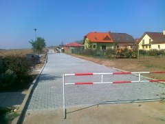 img00011.jpg