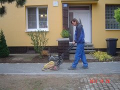 img00019.jpg