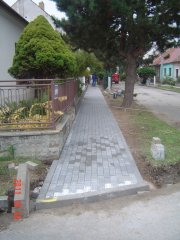 img00020.jpg