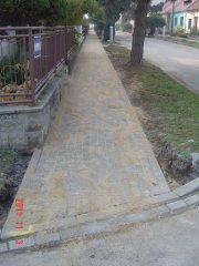 img00026.jpg