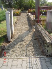 img00002.jpg